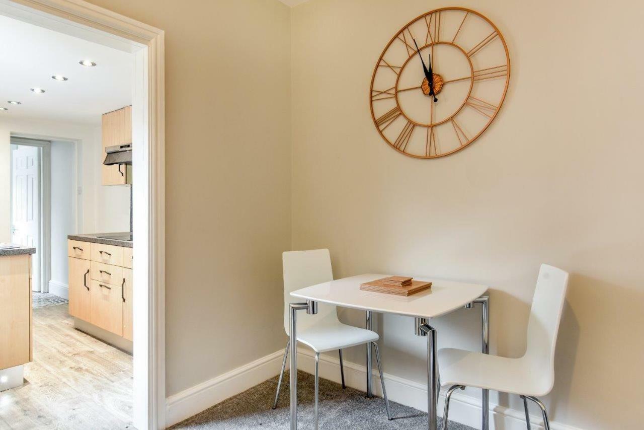 Apartment 1 At 3 Jubilee York Esterno foto